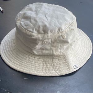 REVERSIBLE bucket hat
